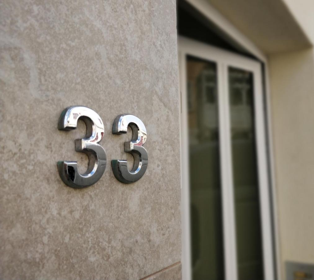 - Near Valletta & Sliema - Bus Lines Homestay