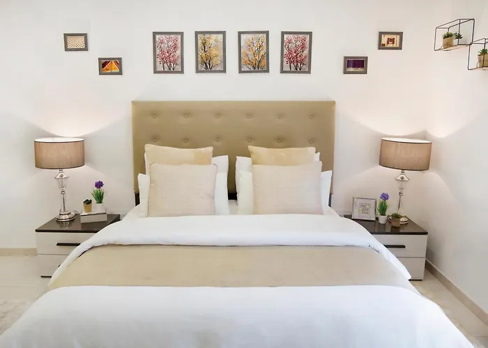 Central Rooms - Near Valletta & Sliema - Best Bus Lines