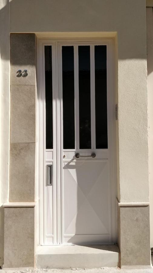 - Near Valletta & Sliema - Bus Lines * Hamrun